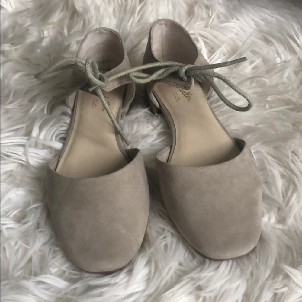 Seychelles Cream Suede Tie-Front Flats Size 6.5